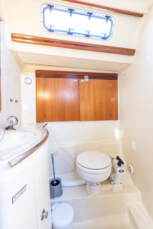 Dufour 44 - 4 cab.* — photo 14