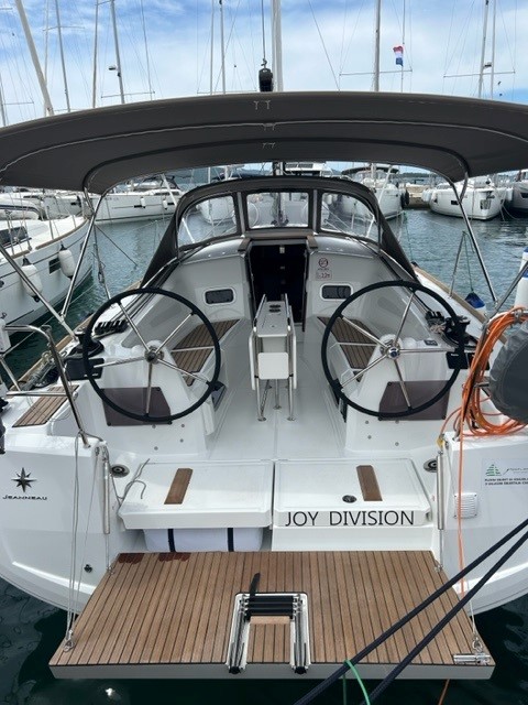 Sun Odyssey 349 - 3 cab. — photo 1