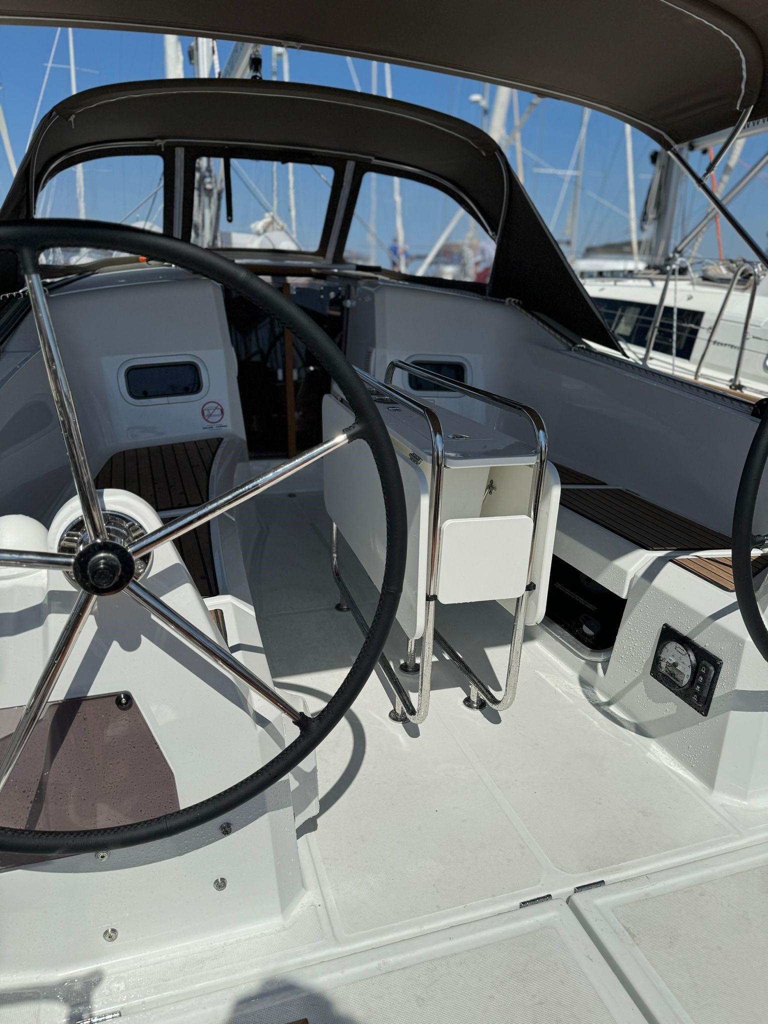 Sun Odyssey 349 - 3 cab. — photo 3