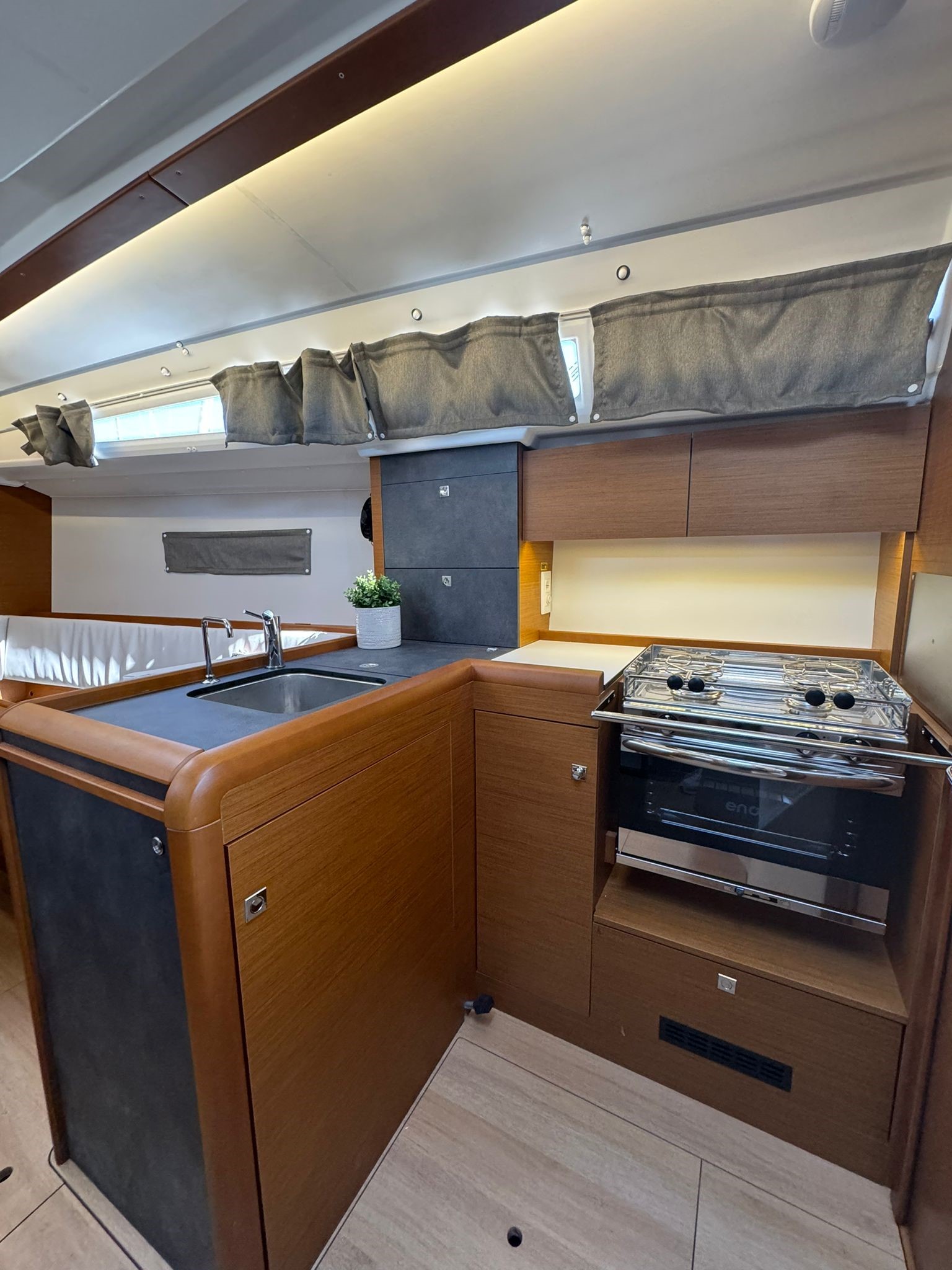 Sun Odyssey 349 - 3 cab. — photo 9