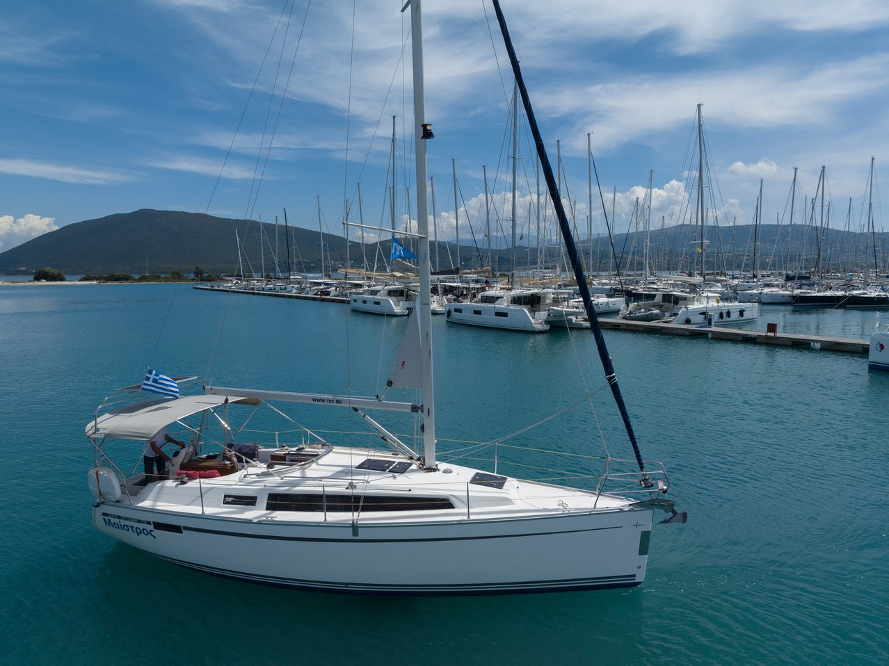 Bavaria Cruiser 33 — photo 4