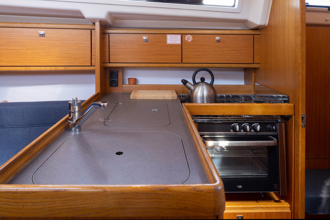 Bavaria Cruiser 34 - 2 cab. — photo 11