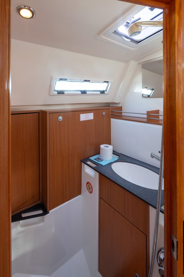 Bavaria Cruiser 36 — photo 12