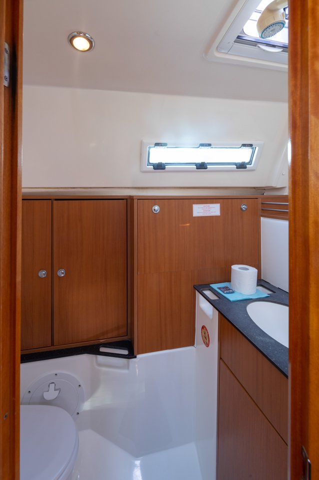 Bavaria Cruiser 36 — photo 13