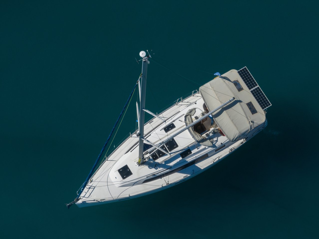 Bavaria Cruiser 37 - 3 cab. — photo 6