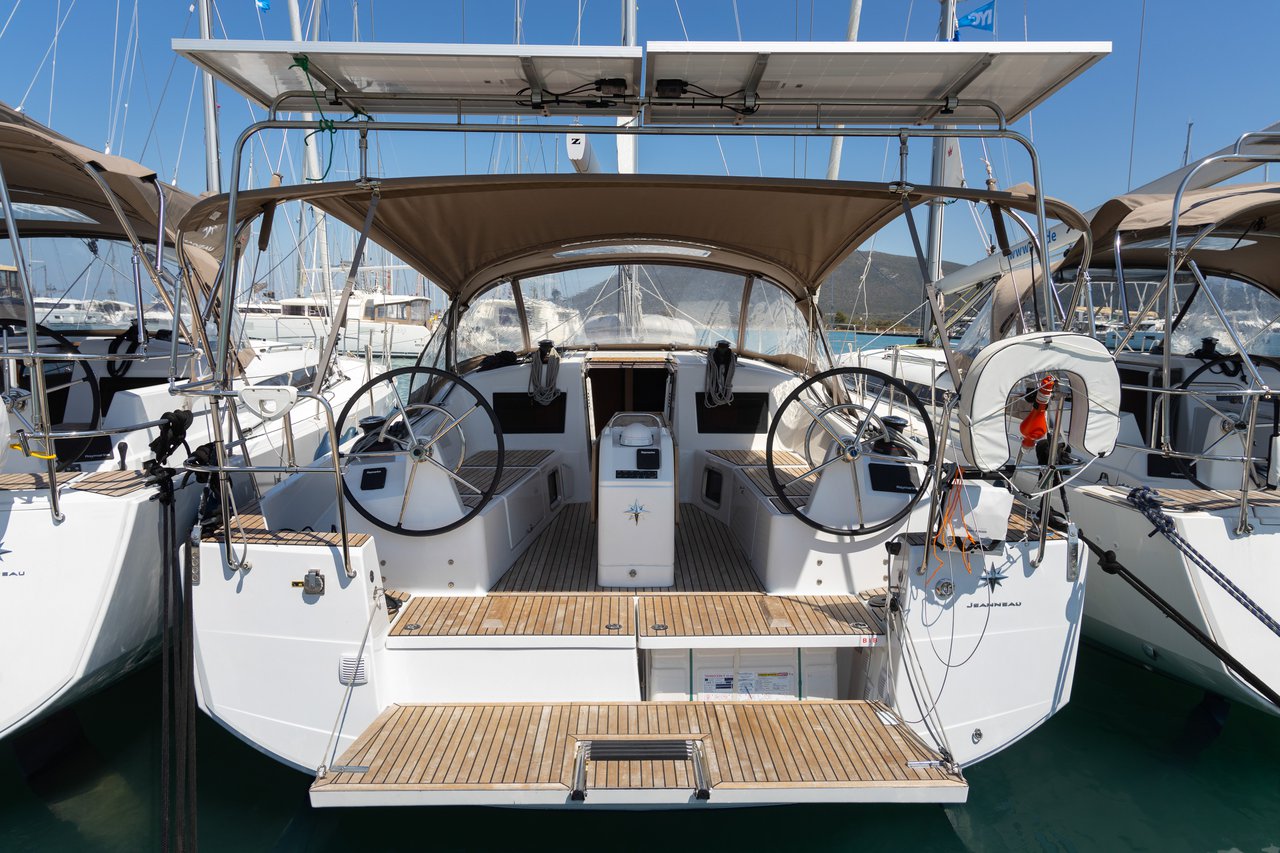 Sun Odyssey 410 - 3 cab. — photo 9