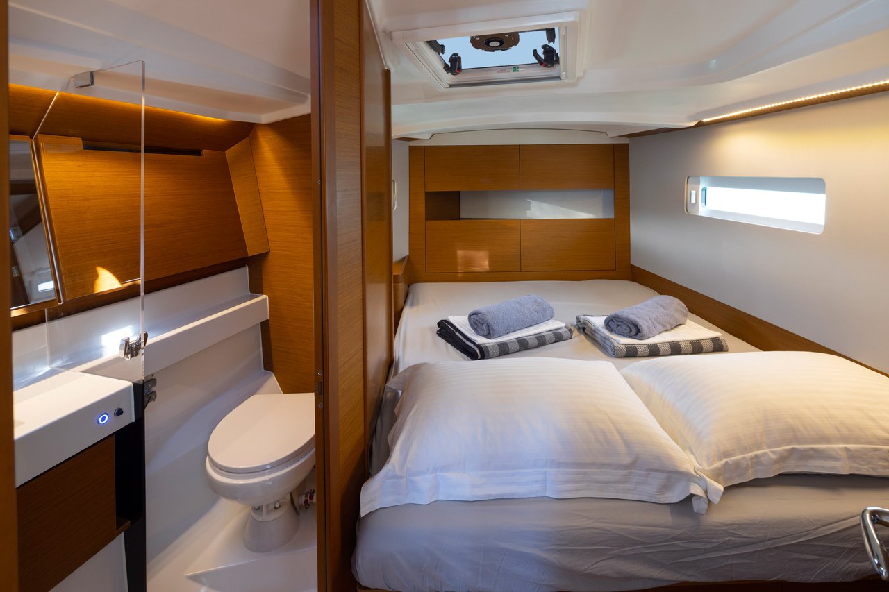 Sun Odyssey 410 - 3 cab. — photo 19