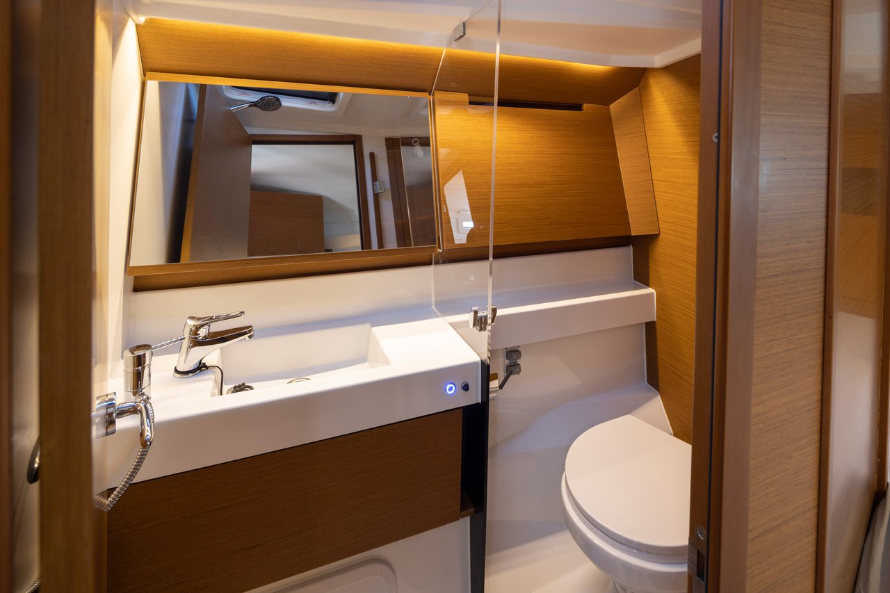 Sun Odyssey 410 - 3 cab. — photo 21