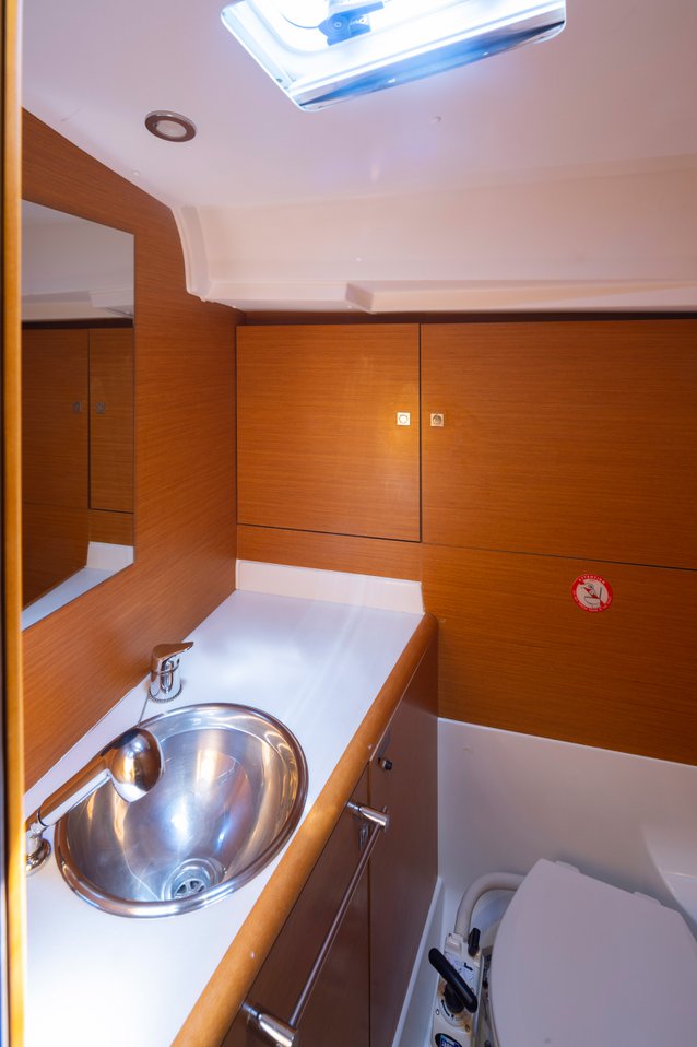 Sun Odyssey 419 - 3 cab. — photo 14