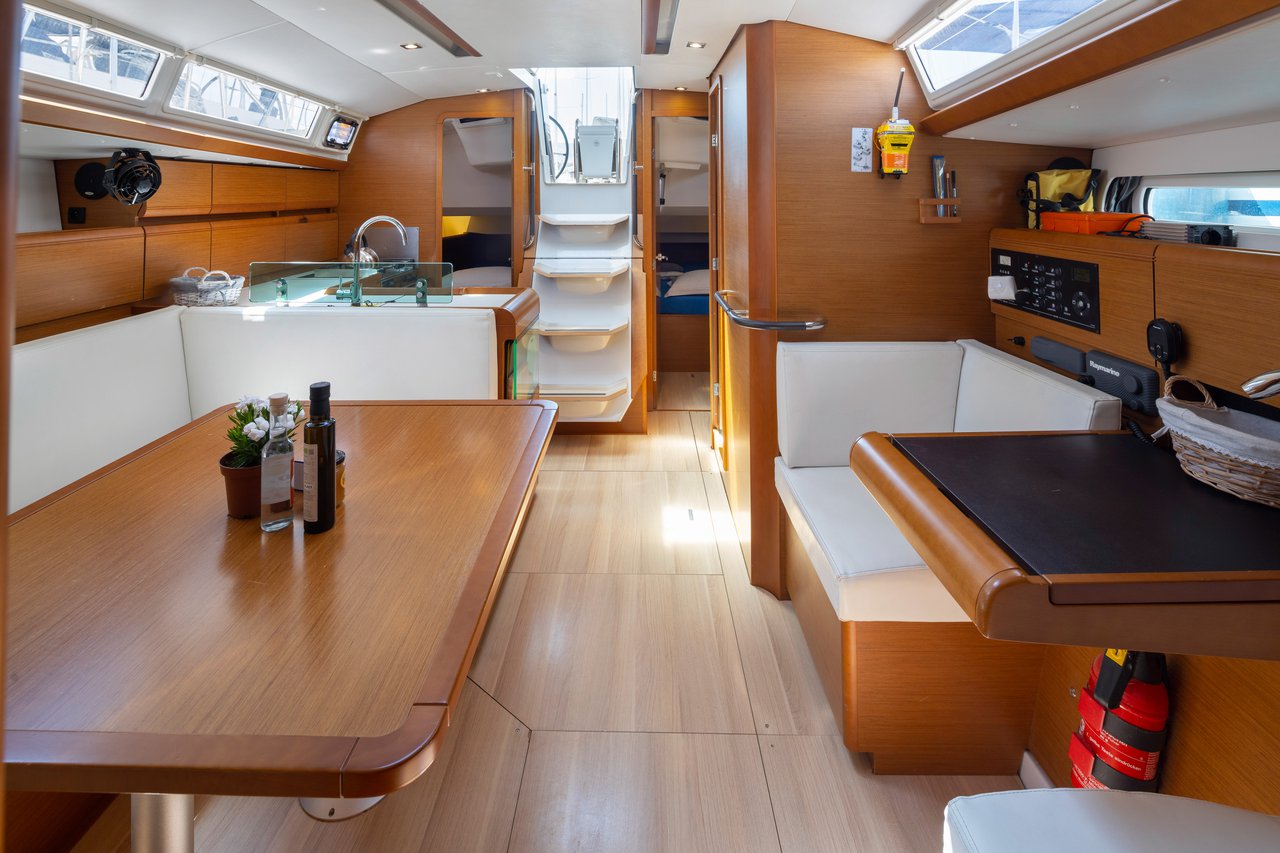 Sun Odyssey 419 - 3 cab. — photo 11