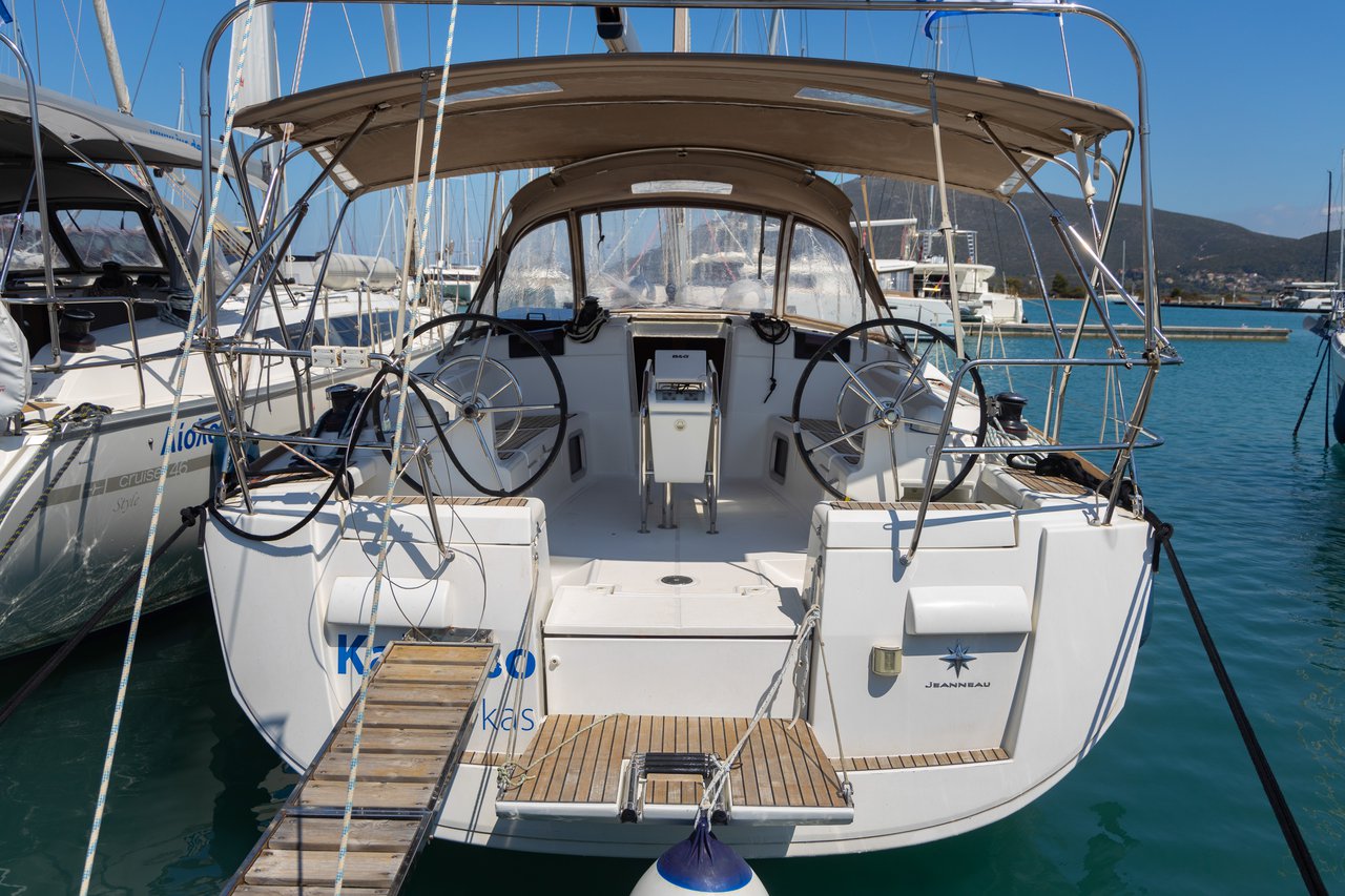 Sun Odyssey 439 — photo 10