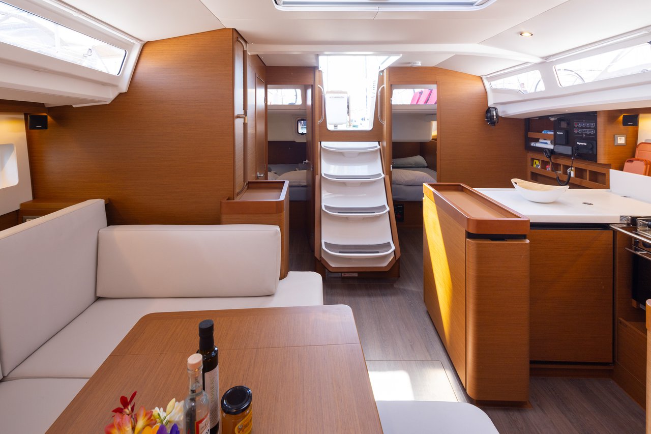 Sun Odyssey 440 - 4 cab. — photo 13