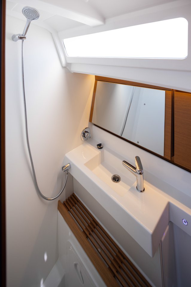 Sun Odyssey 440 - 4 cab. — photo 22