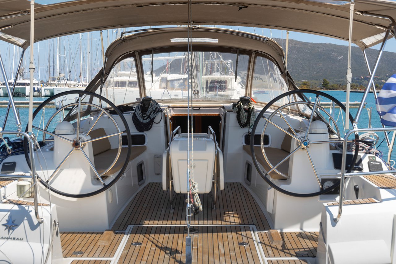 Sun Odyssey 479 - 4 cab. — photo 10