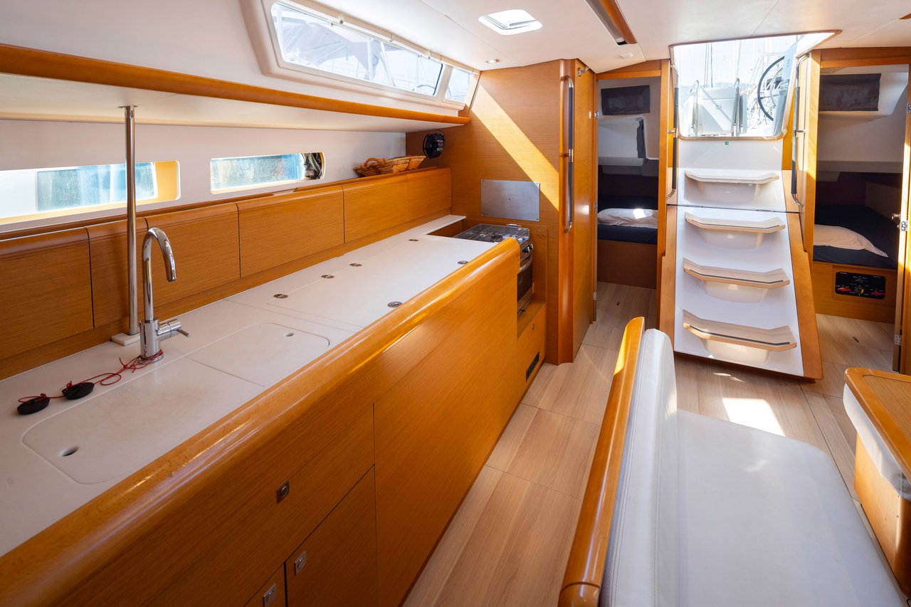 Sun Odyssey 479 - 4 cab. — photo 14