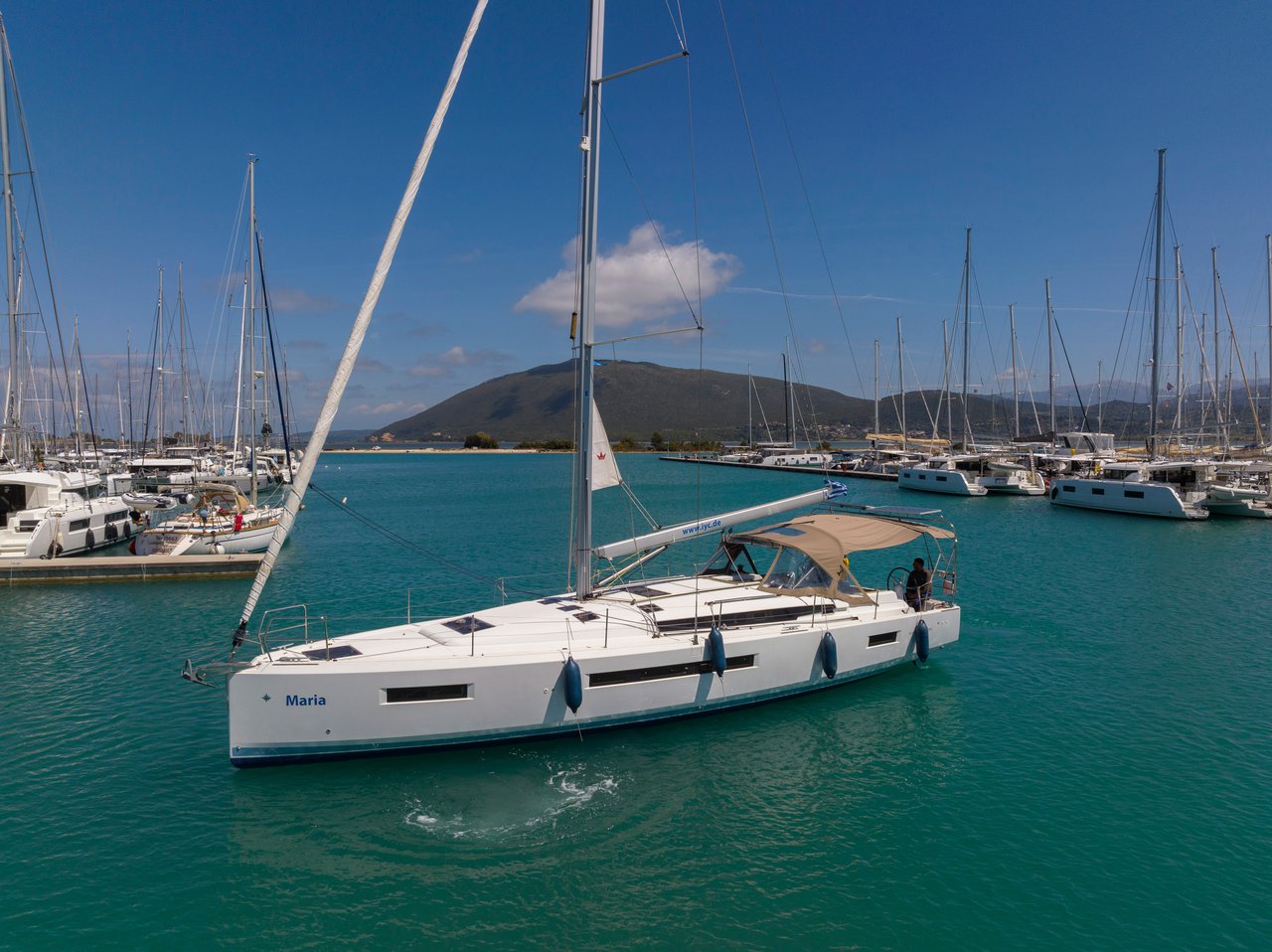 Sun Odyssey 490 - 5 + 1 cab. — photo 1