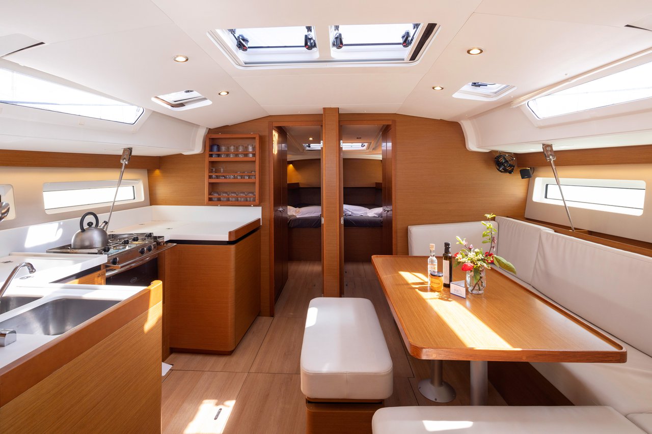 Sun Odyssey 490 - 5 + 1 cab. — photo 10