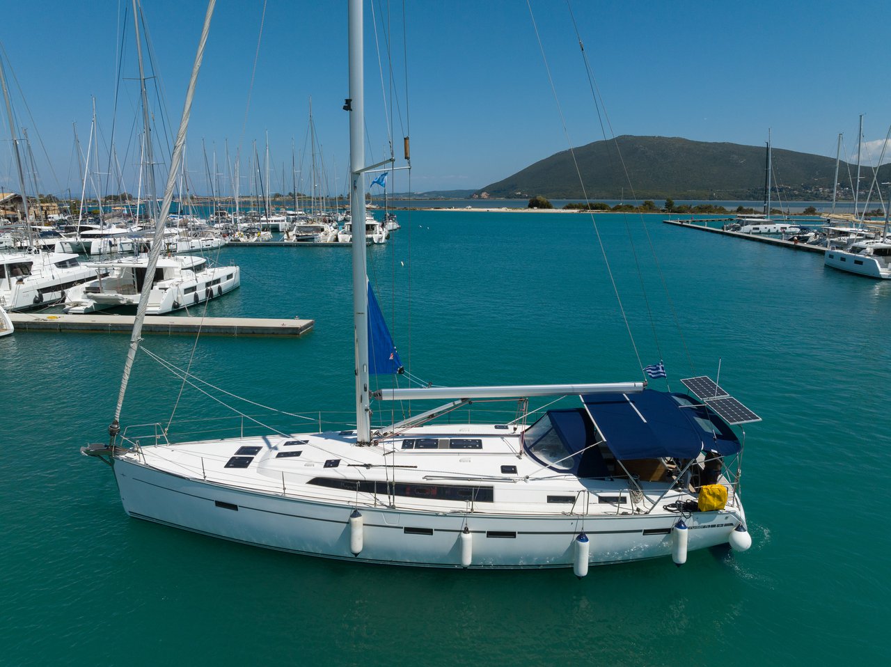 Bavaria Cruiser 51 — photo 1