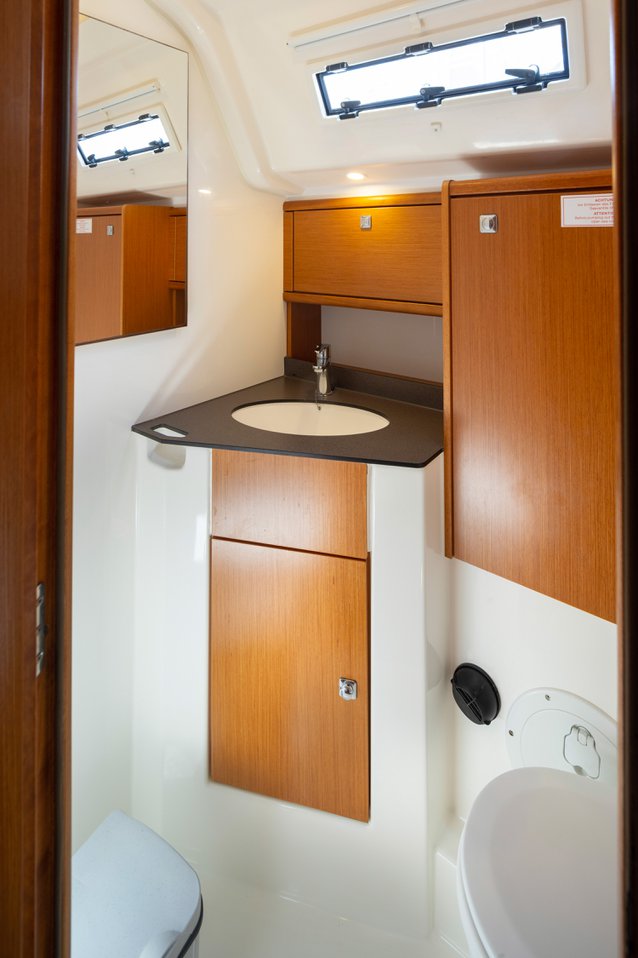 Bavaria Cruiser 51 — photo 20