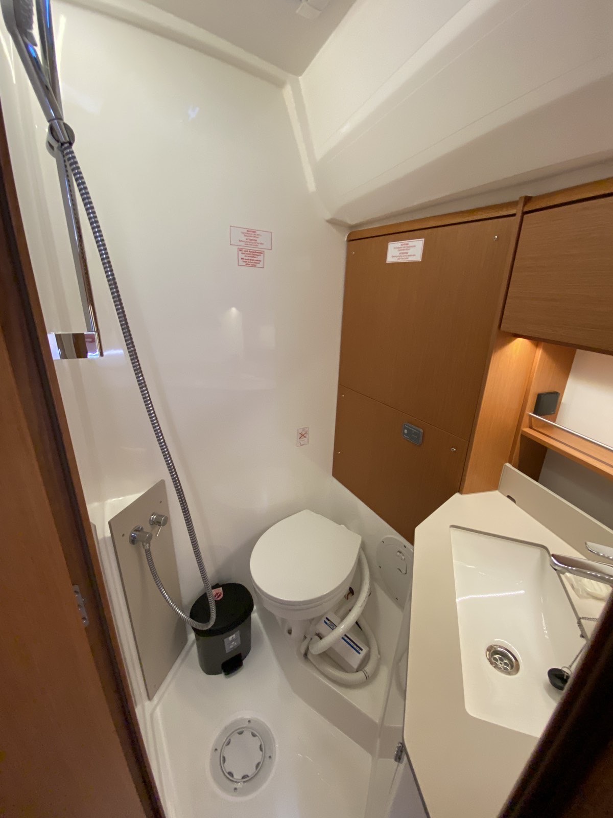 Bavaria C46 - 5 cab. — photo 4