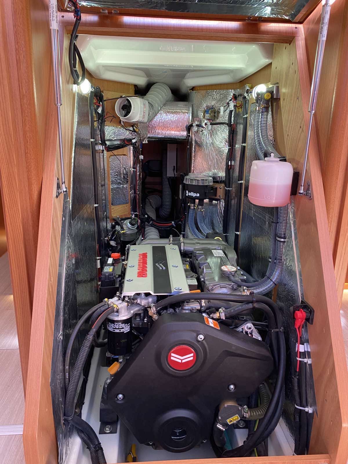 Bavaria C46 - 5 cab. — photo 8