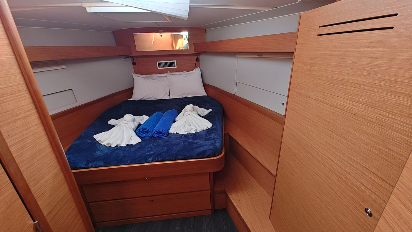 Dufour 430 — photo 16