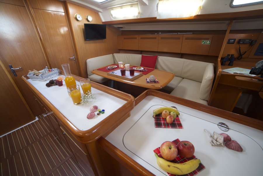 Cyclades 50.5 - 5 + 1 cab. — photo 26