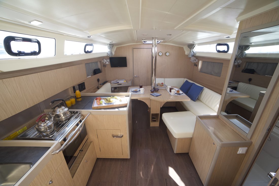 Oceanis 41.1 — photo 14