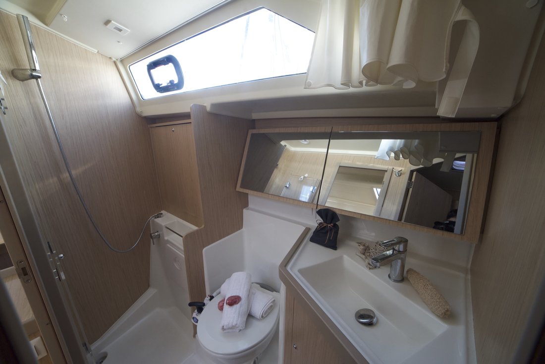 Oceanis 41.1 — photo 22