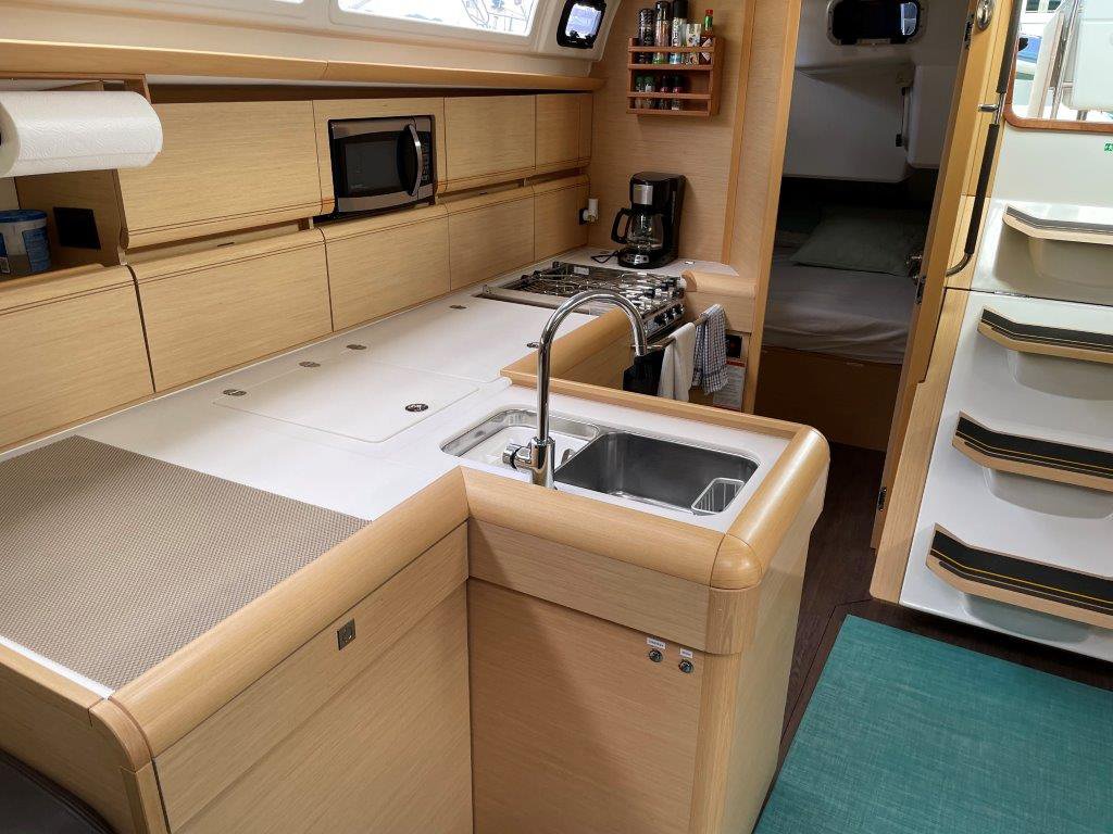 Sun Odyssey 519 - 3 cab. — photo 8
