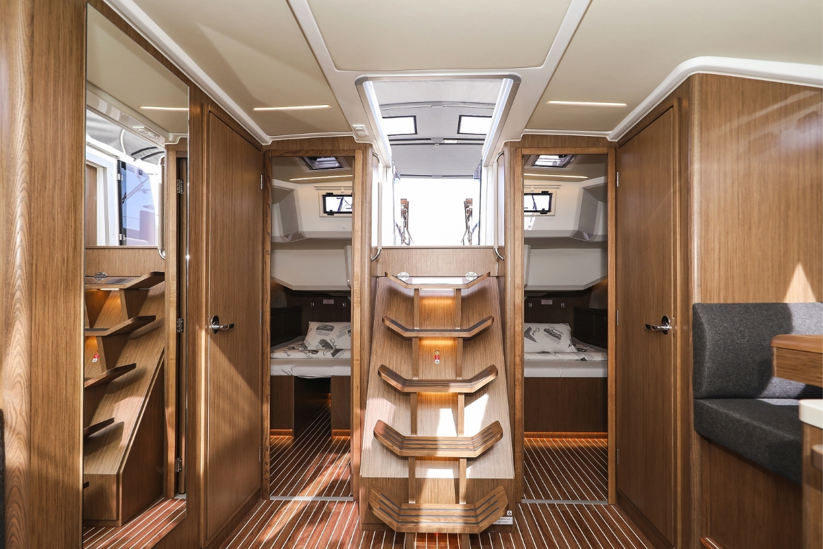 Bavaria C46 - 3 cab. — photo 7
