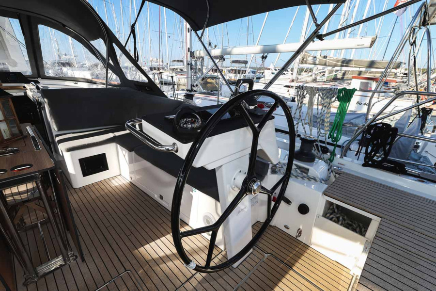 Bavaria C46 - 4 cab. — photo 7