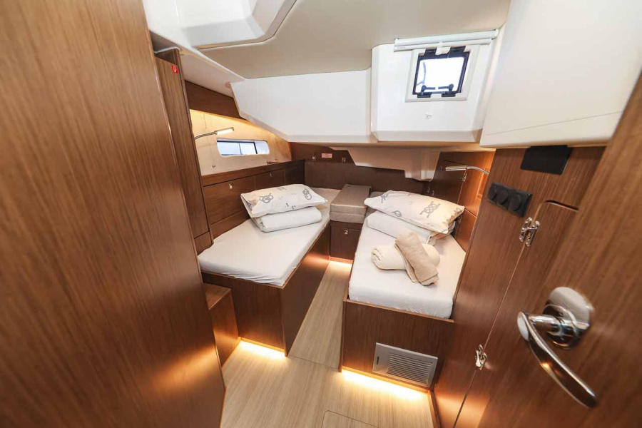 Bavaria C46 - 4 cab. — photo 23