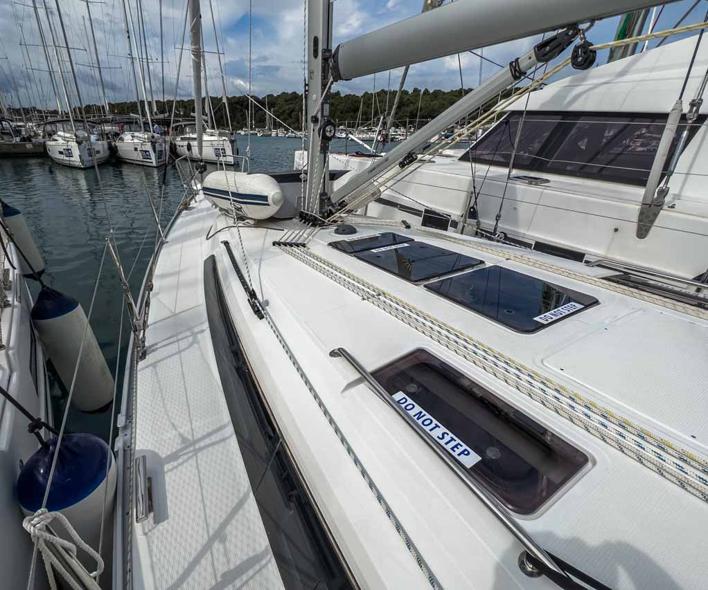 Bavaria Cruiser 37 - 3 cab. — photo 4