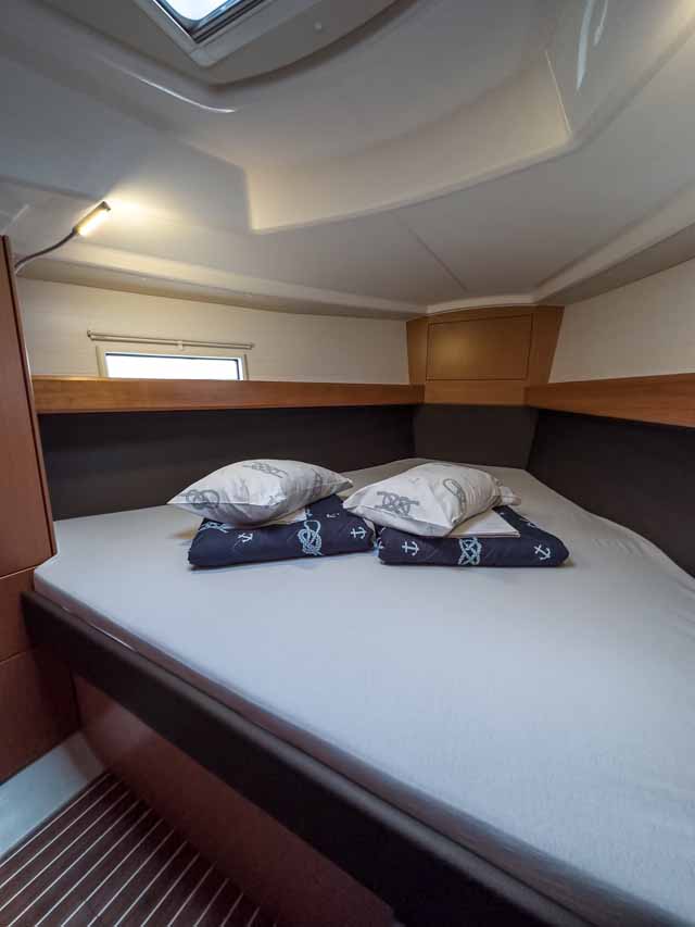 Bavaria Cruiser 37 - 3 cab. — photo 14