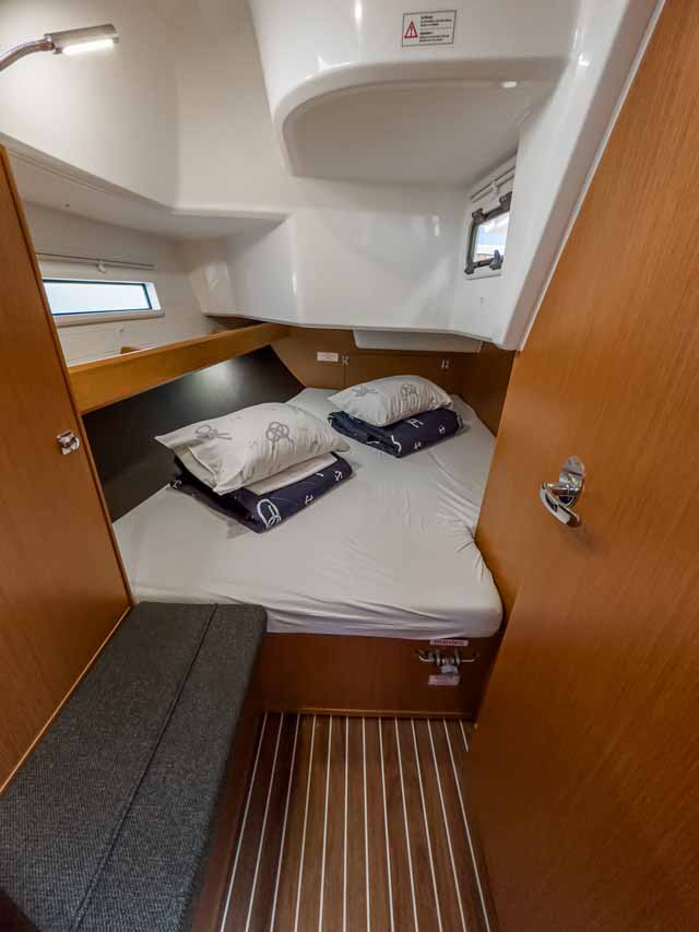 Bavaria Cruiser 37 - 3 cab. — photo 15
