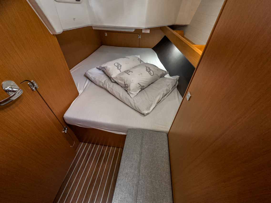 Bavaria Cruiser 37 - 3 cab. — photo 16