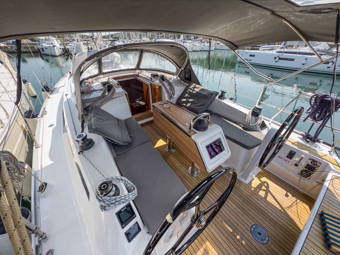 Bavaria Cruiser 34 - 2 cab. — photo 5