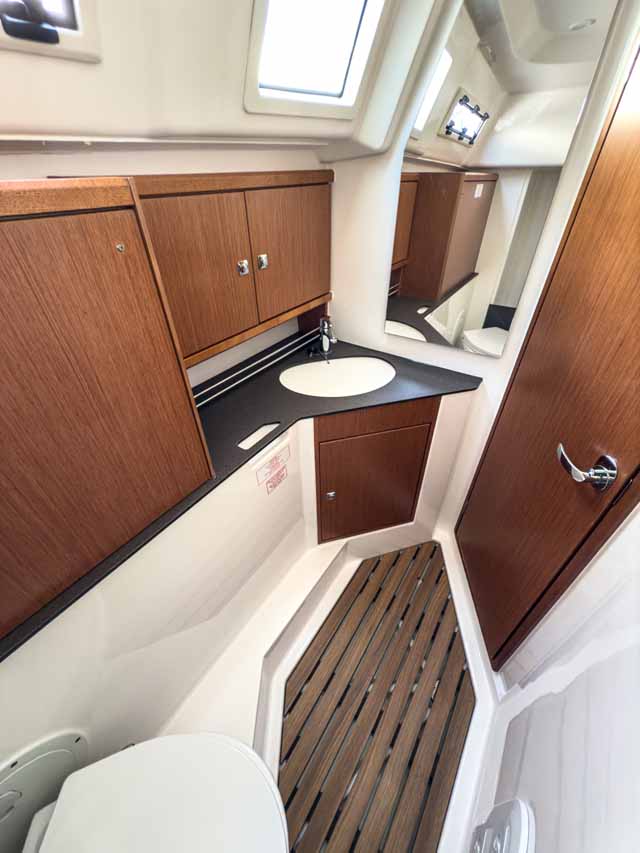 Bavaria Cruiser 34 - 2 cab. — photo 21