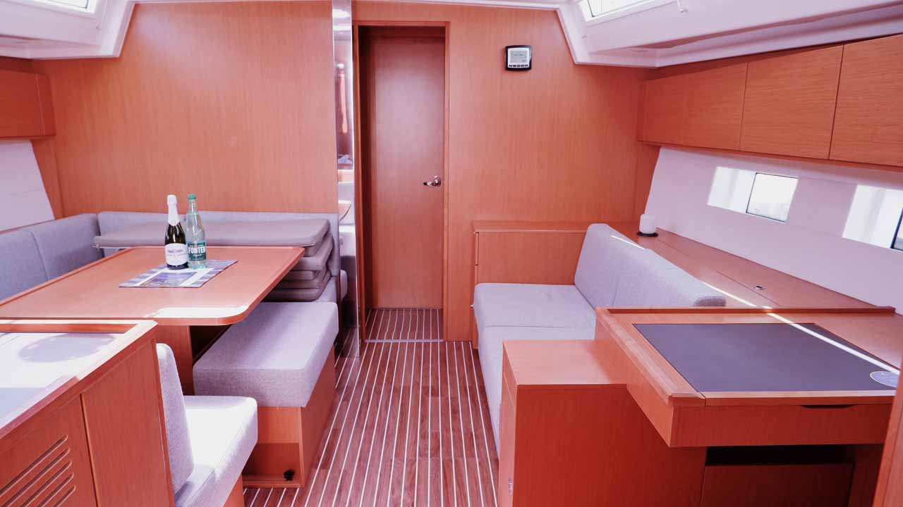 Bavaria C50 Style - 5 + 1 cab. — photo 9