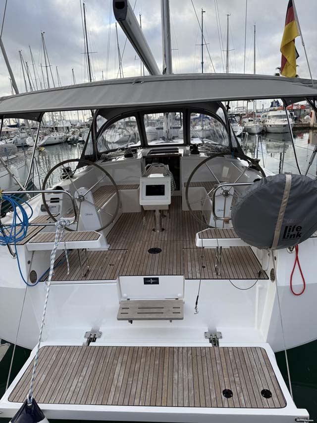 Bavaria C42 Style — photo 3