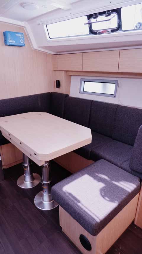 Bavaria C38 — photo 6