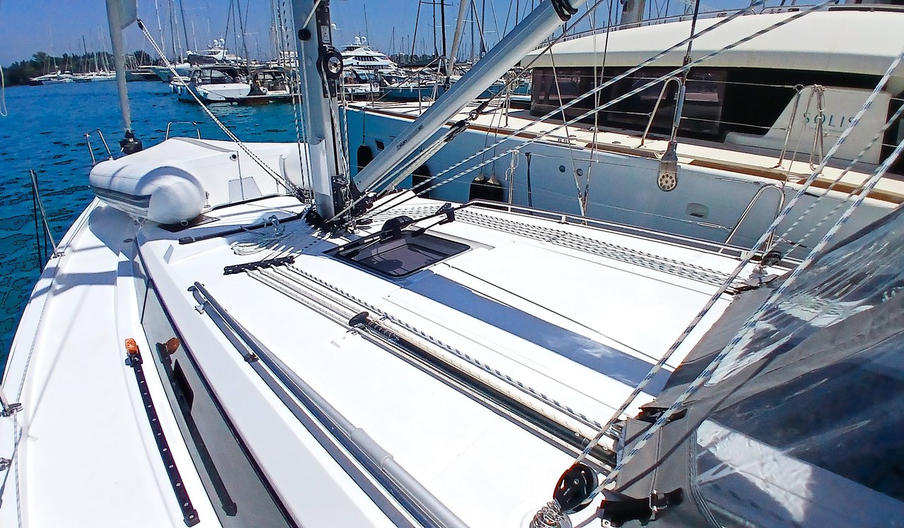 Bavaria C38 — photo 6