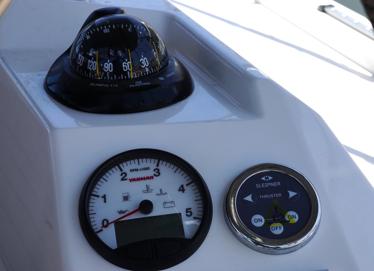Bavaria C38 — photo 8