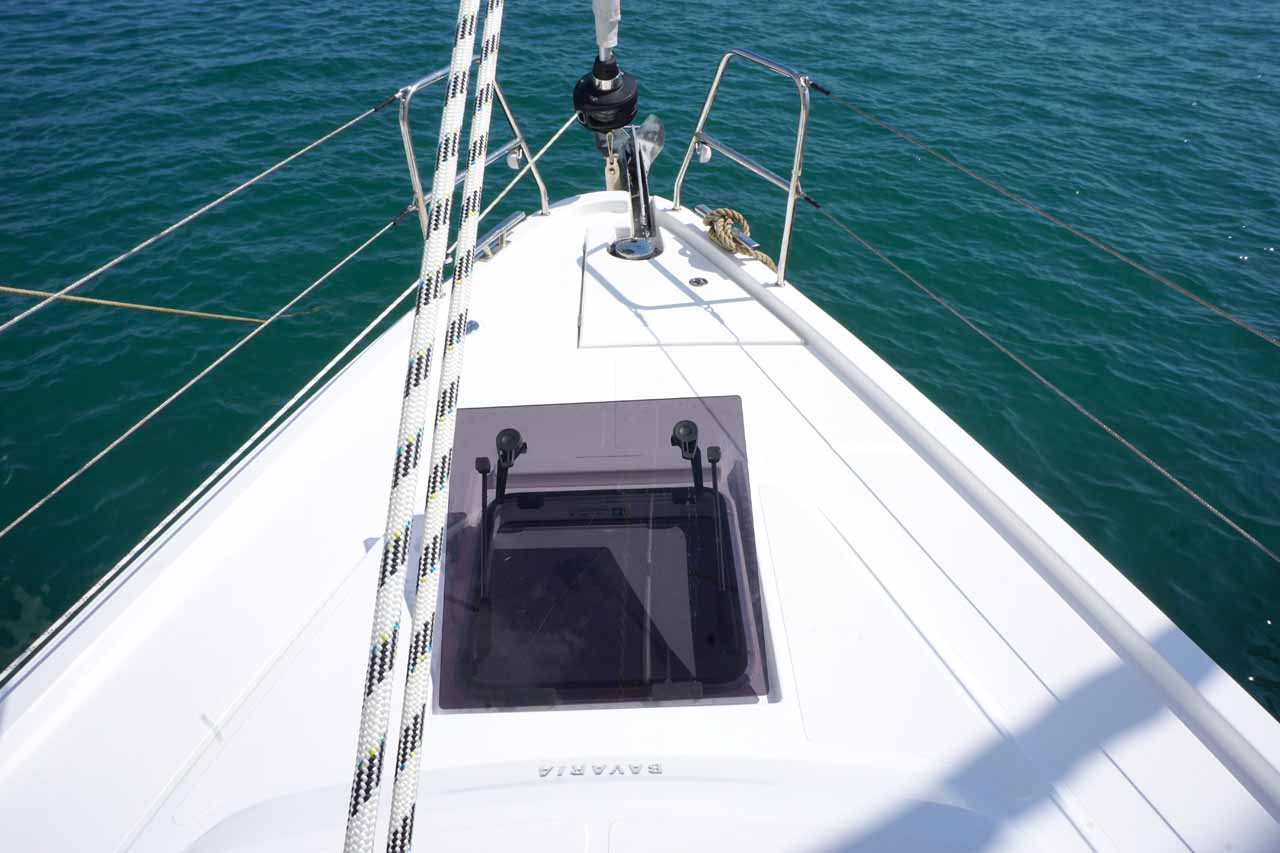 Bavaria C38 — photo 13