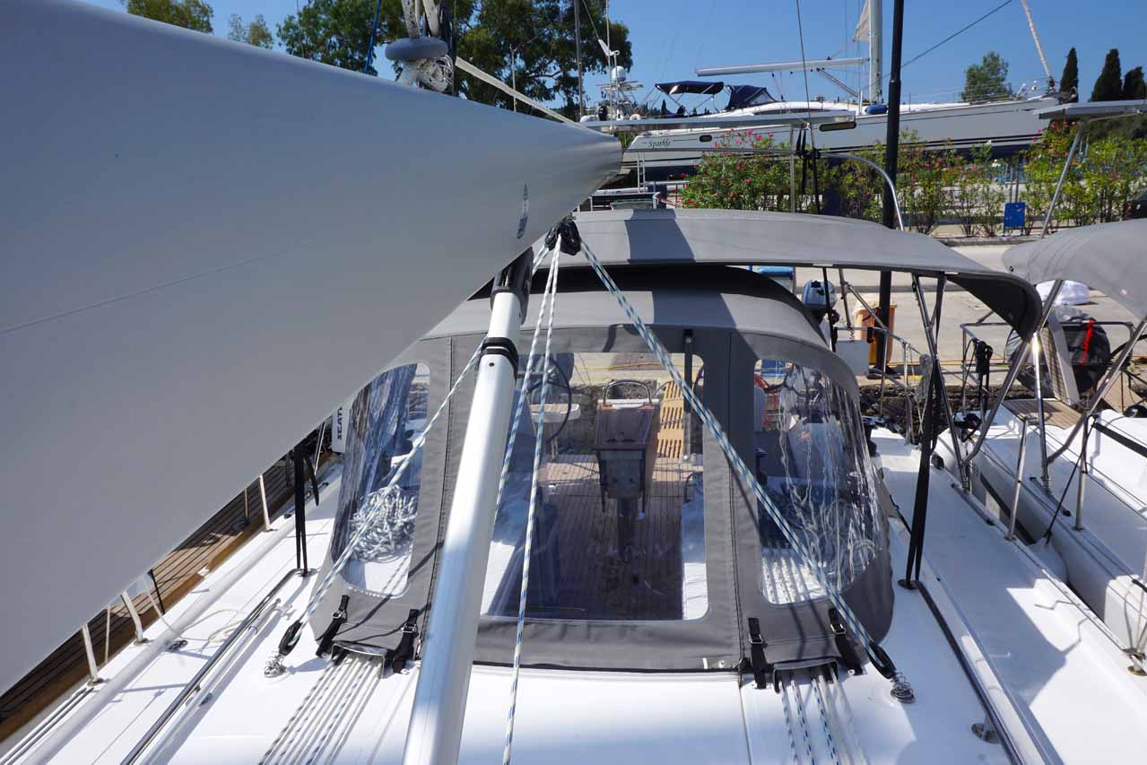 Bavaria C38 — photo 15