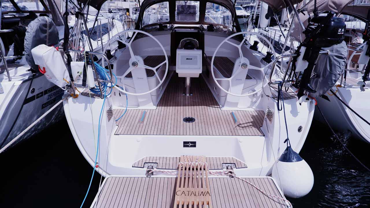 Bavaria Cruiser 37 - 3 cab. — photo 1