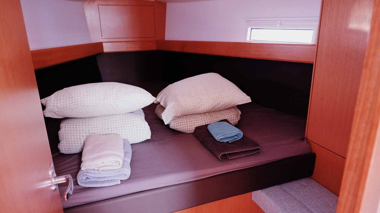 Bavaria Cruiser 37 - 3 cab. — photo 14
