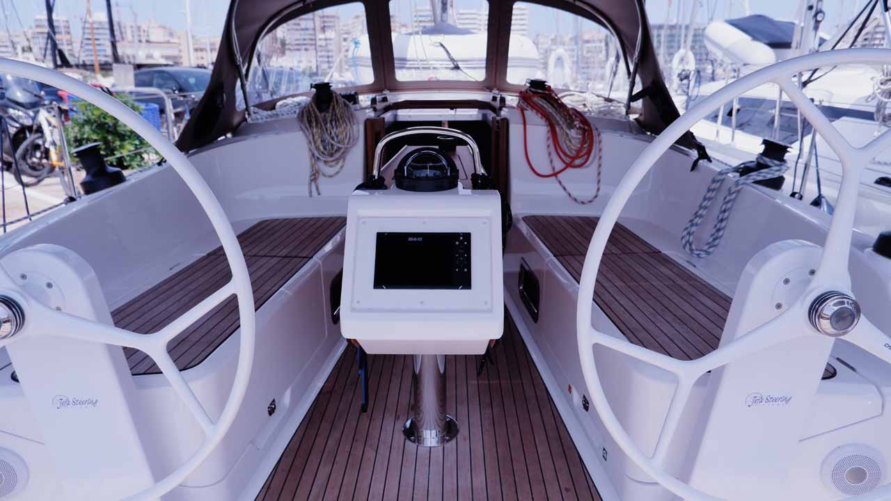 Bavaria Cruiser 37 - 3 cab. — photo 4