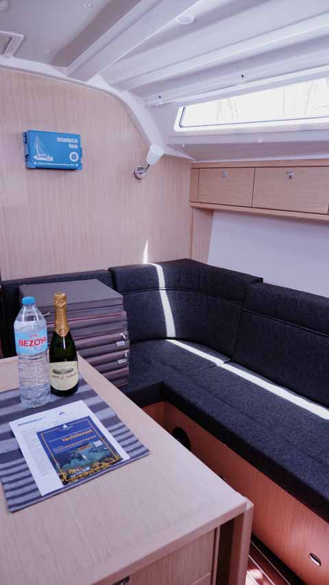 Bavaria Cruiser 37 - 3 cab. — photo 10